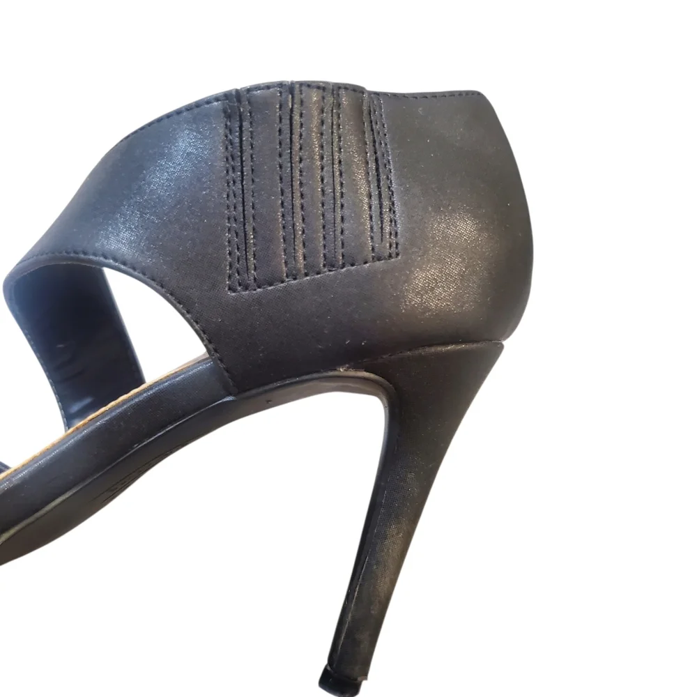 Jones New York Colette Heels Womens Size 6M Black Strappy Stiletto Slip On Pumps